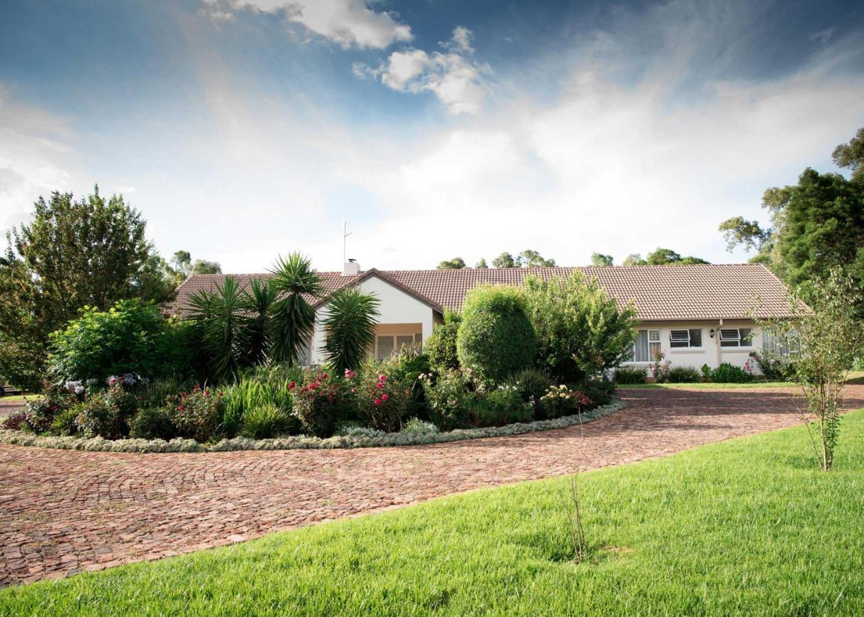 Amohela Guesthouse Midrand Exterior photo