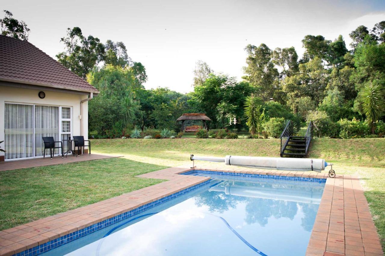 Amohela Guesthouse Midrand Exterior photo